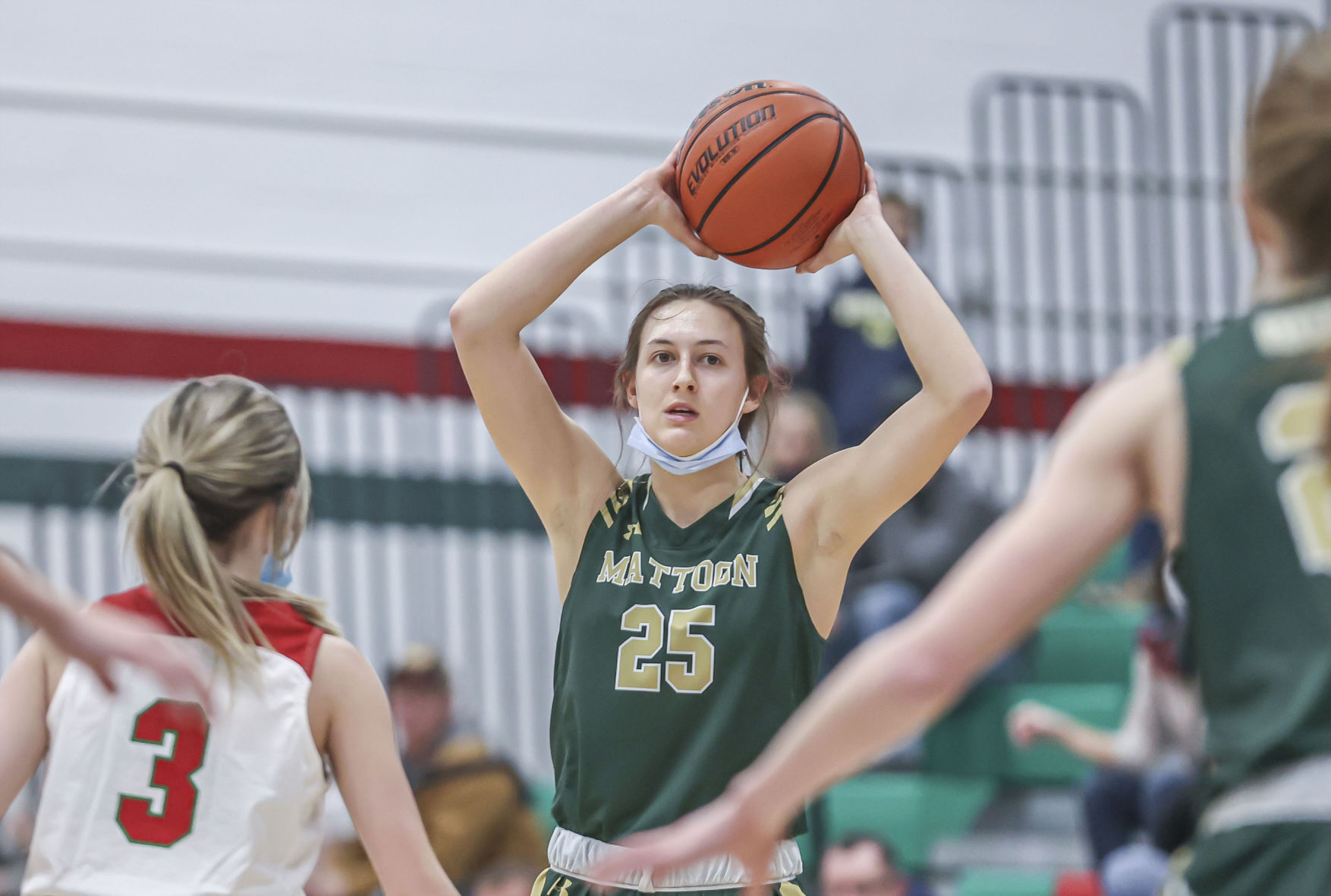 Mattoon girls at Lincoln 5 011422.JPG